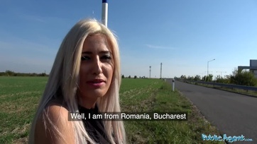 Elment egy menetre a keménytökű utcaügynökkel a sexy platinaszőke moldovai sunci Thumb