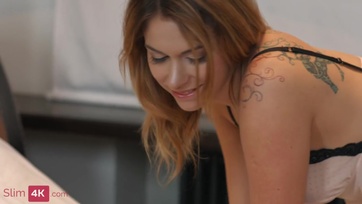 Romantikus szex a jóképű fiú haverommal Thumb