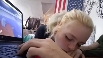 18 éves amatőr lány leszívja a brokit Thumb