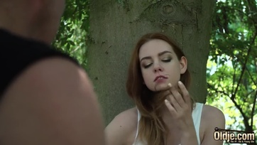 Apucikámmal az erdőben Thumb