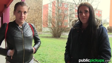 Igazi 18 éves Iker Mostohatesók Pénzért Szexelnek Thumb