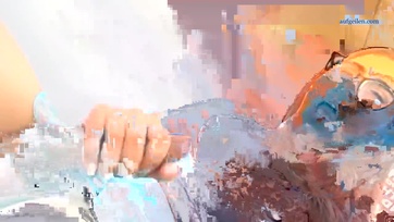 Nagy farkú szemüveges travi kurva masztija Thumb