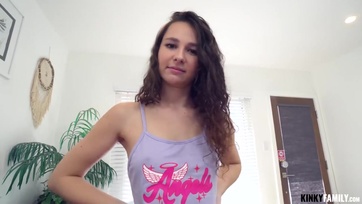 Szexelni oktattam a nevelő húgomat! Thumb