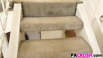 Nimfó apu kedveli teletüzelni a neveltlánya hamvas lyukát Thumb