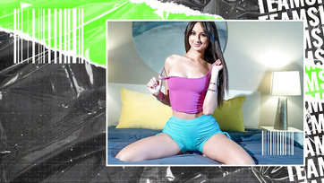 A nagycsöcsű vörös hajú mostohaanyu és a lófaszú felajzott fiacskája Thumb