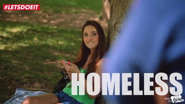 A kis szajha magyar bébi a giganagy cerkájú hajléktalannal csalja a csávóját Thumb