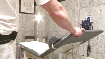 Kívánnivaló libanoni kiscsaj olajos dögönyözés közben lecidáztatva Thumb