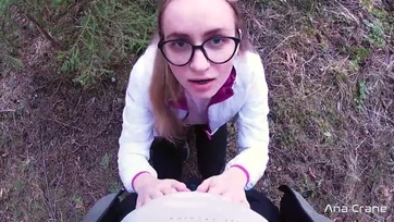 Benyálazta a virslimet a sexy osztálytársam majd mondhatni megparancsolta hogy kúrjam popócskán Thumb