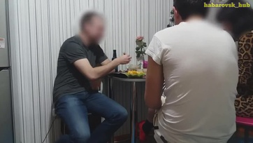 A nimfó nőci rágerjedt a pasija spanjára és brutálisan megtáncolta az életerős pöcsét Thumb