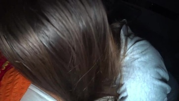 A kis könnyelmű mostohahugim rámröppent szunyálás közben és kérte hogy farkaljam popsikába Thumb