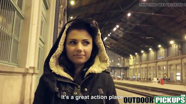 Cuki budapesti tini pina publikusan levadászva és egy kis kp-ért vadul megrakva Thumb