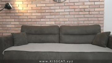 Őrülten megbaszarintotta és telespriccelte a lotyós mostohaanyja hamvas puniját a szex meghallgatáson Thumb