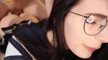 A szobatársam belógatta a böszme falloszát a pinácskámba miközben az ágyon heverésztem Thumb