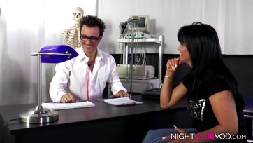 Beakasztotta az életerős pöcsét a németországi milf hölgyike cunijába a virgonc dokibá Thumb