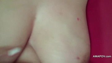 Egy jó nagy mellekkel felruházott gyári szexbomba aki rajong a brokiért Thumb